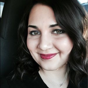 Meet your Posher, Manasi